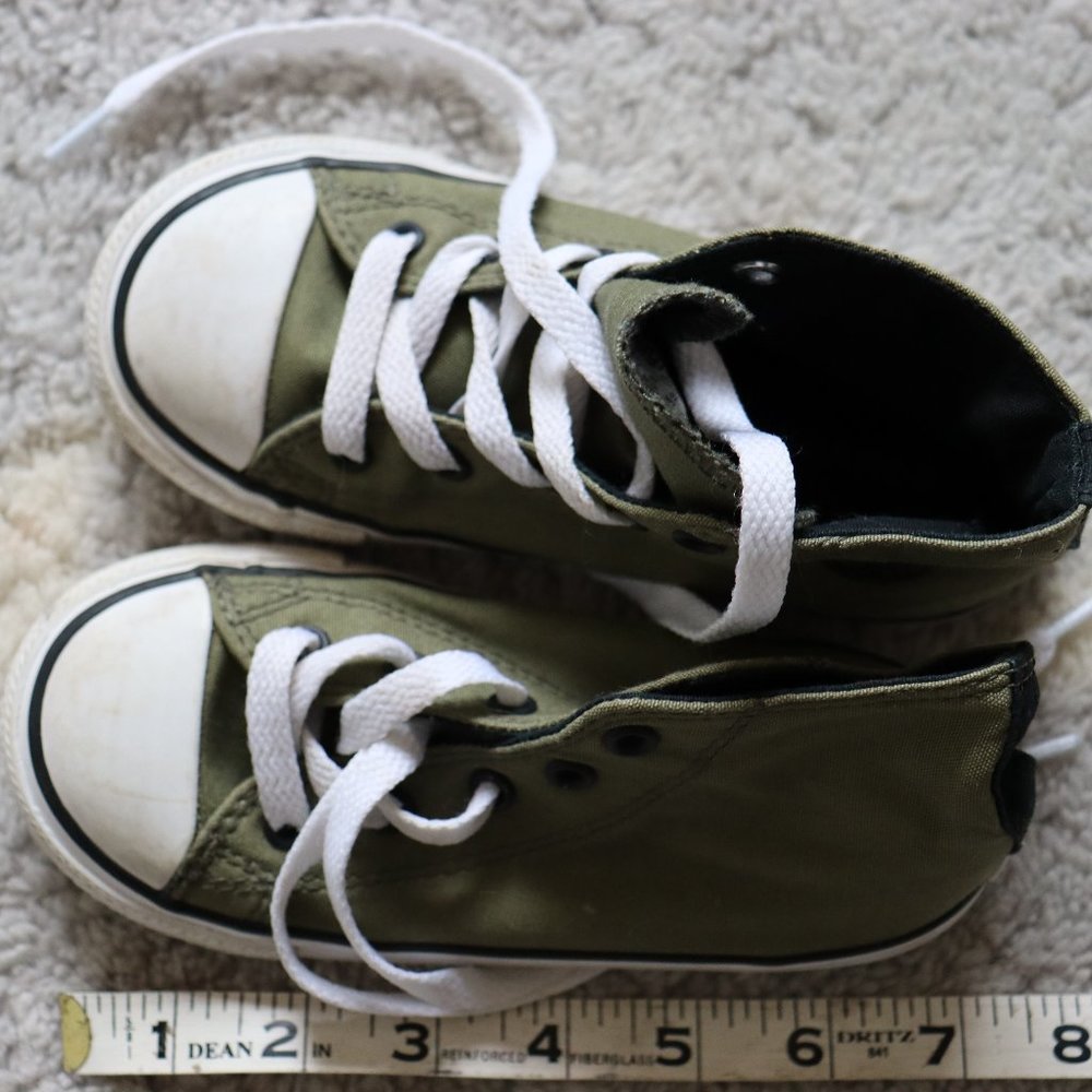 Converse High Top Toddler Shoes Size 10 (Olive Green)